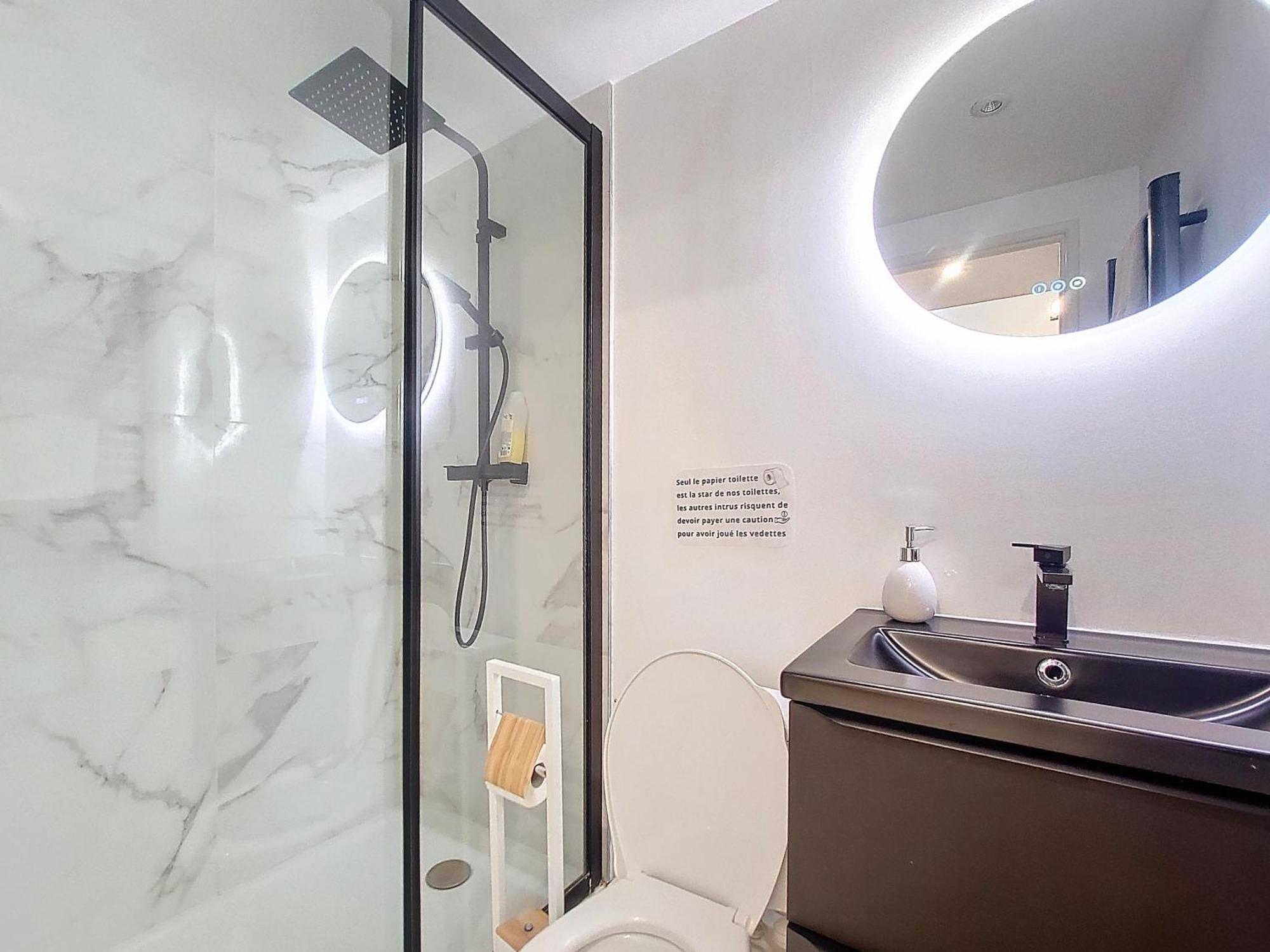 Confort Climatise Et Suite Privee En Sousplex Montpellier Ngoại thất bức ảnh